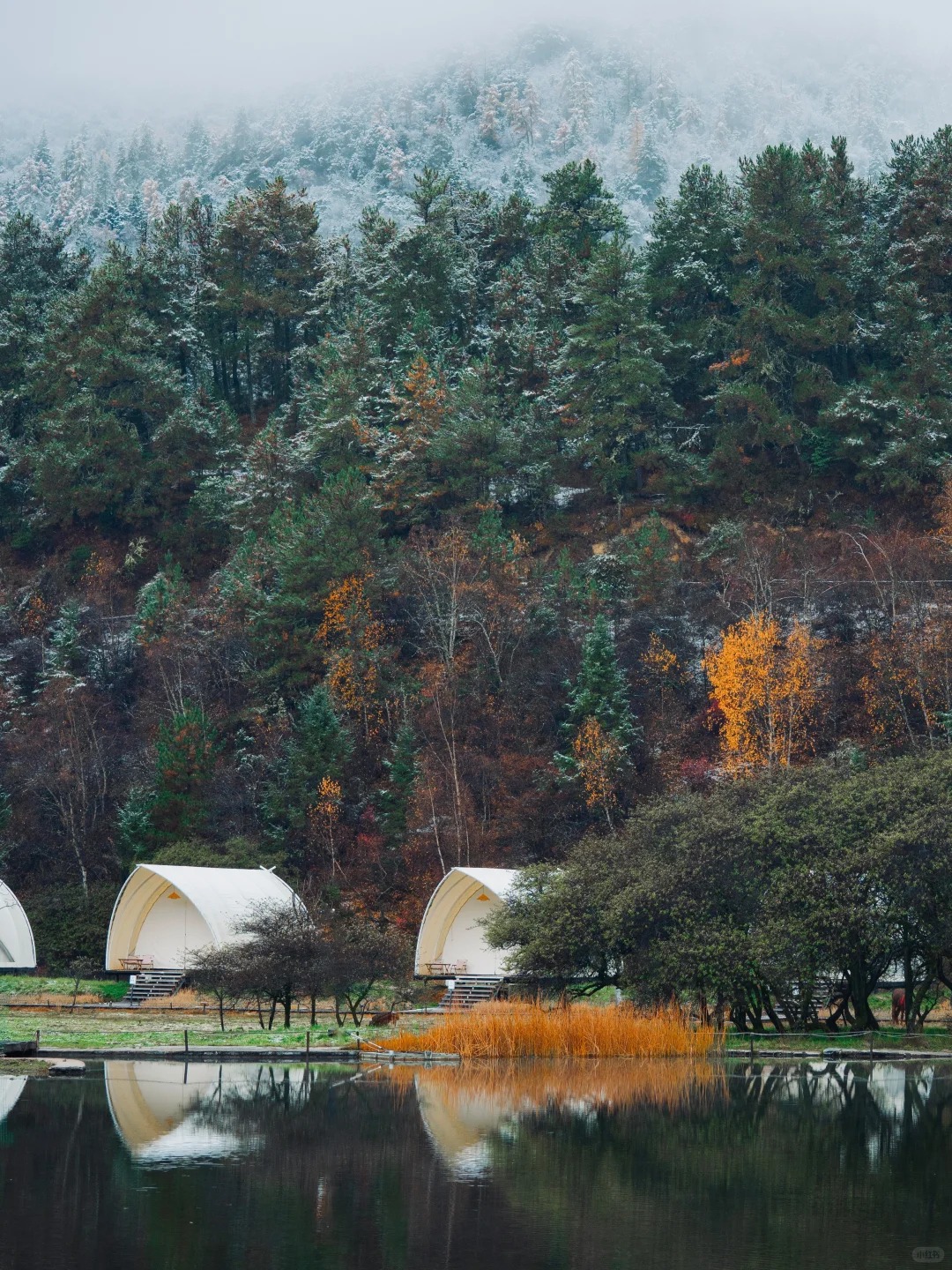 香格里拉11-12月天气及穿衣保姆级攻略_9_茸洽Glamping温泉帐篷酒店_云南-香格里拉-来自52tours 我爱旅游网